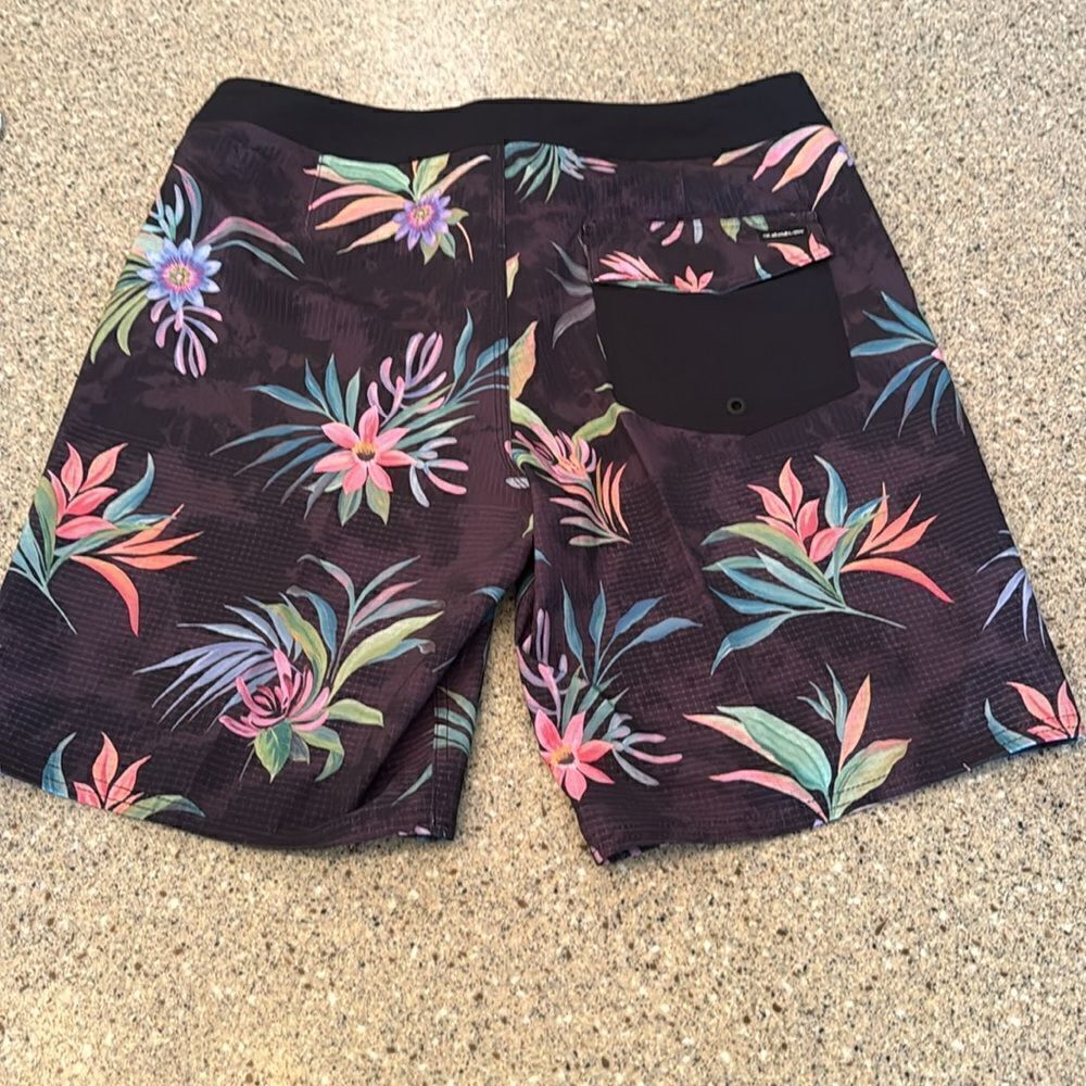 QUICKSILVER Highline Straight Leg 19" Boardshorts *NEW* - Picture 9 of 10